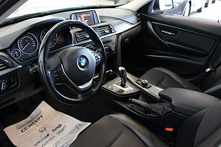 Sedan BMW 320 12 av 20