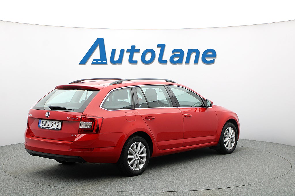 Skoda Octavia 1.8 TSI 4x4 DSG Automat, PDC, Låg skatt 180hk