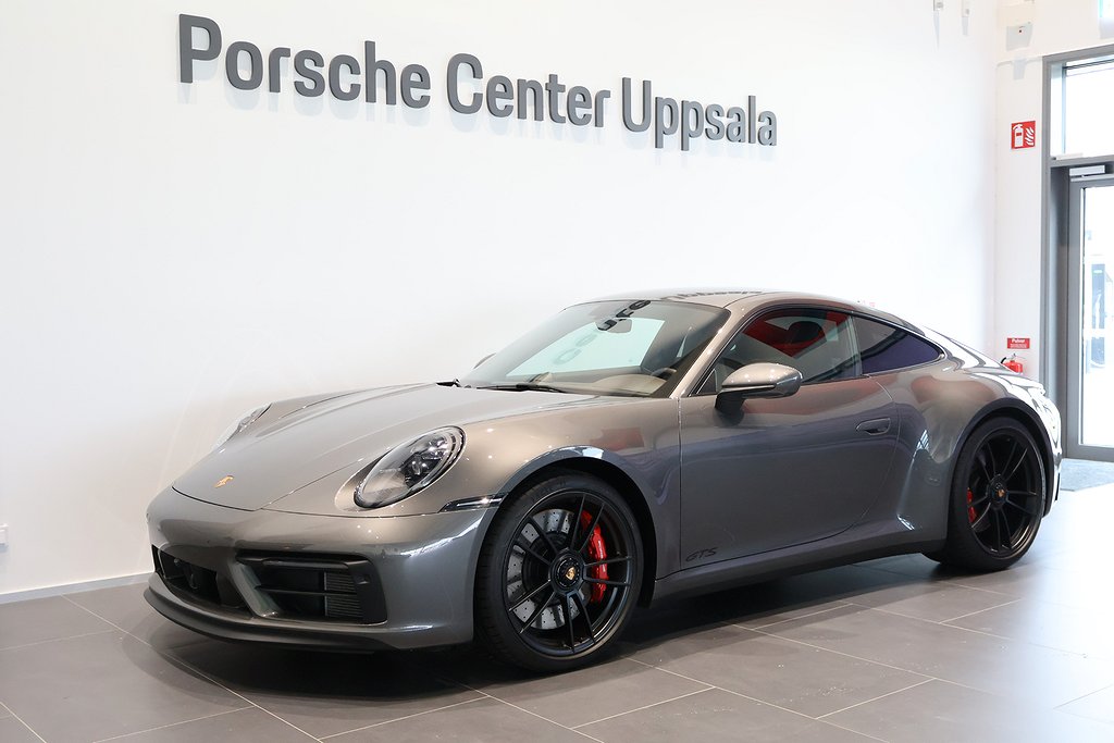 Porsche 911 Carrera 4 GTS 480hk