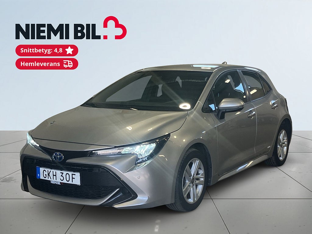 Toyota Corolla Hybrid e-CVT Active Aut Kamera Värmare S&V-hjul