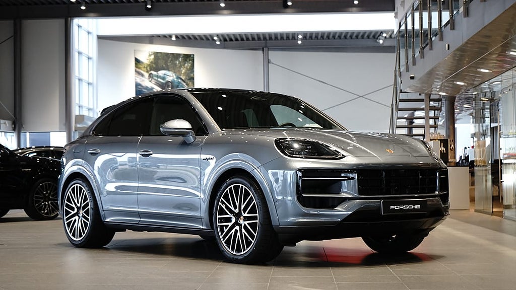 Porsche Cayenne E-Hybrid Coupé Black Edition