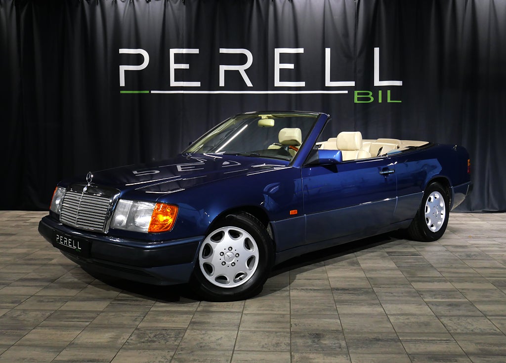 Mercedes-Benz 300