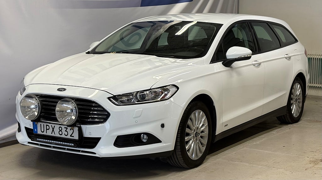 Ford Mondeo Kombi 2.0 TDCi AWD Trend besiktigad