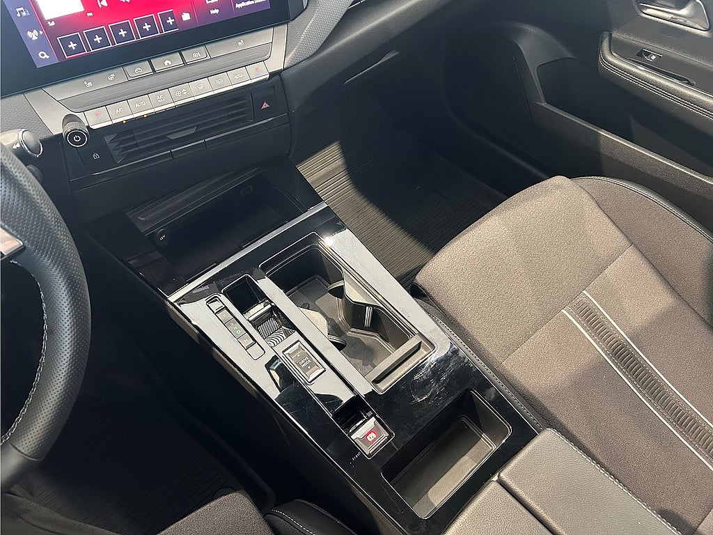 Bild på Opel Astra ST GS 1.2 PT 130hk Aut - BACKKAMERA, CARPLAY