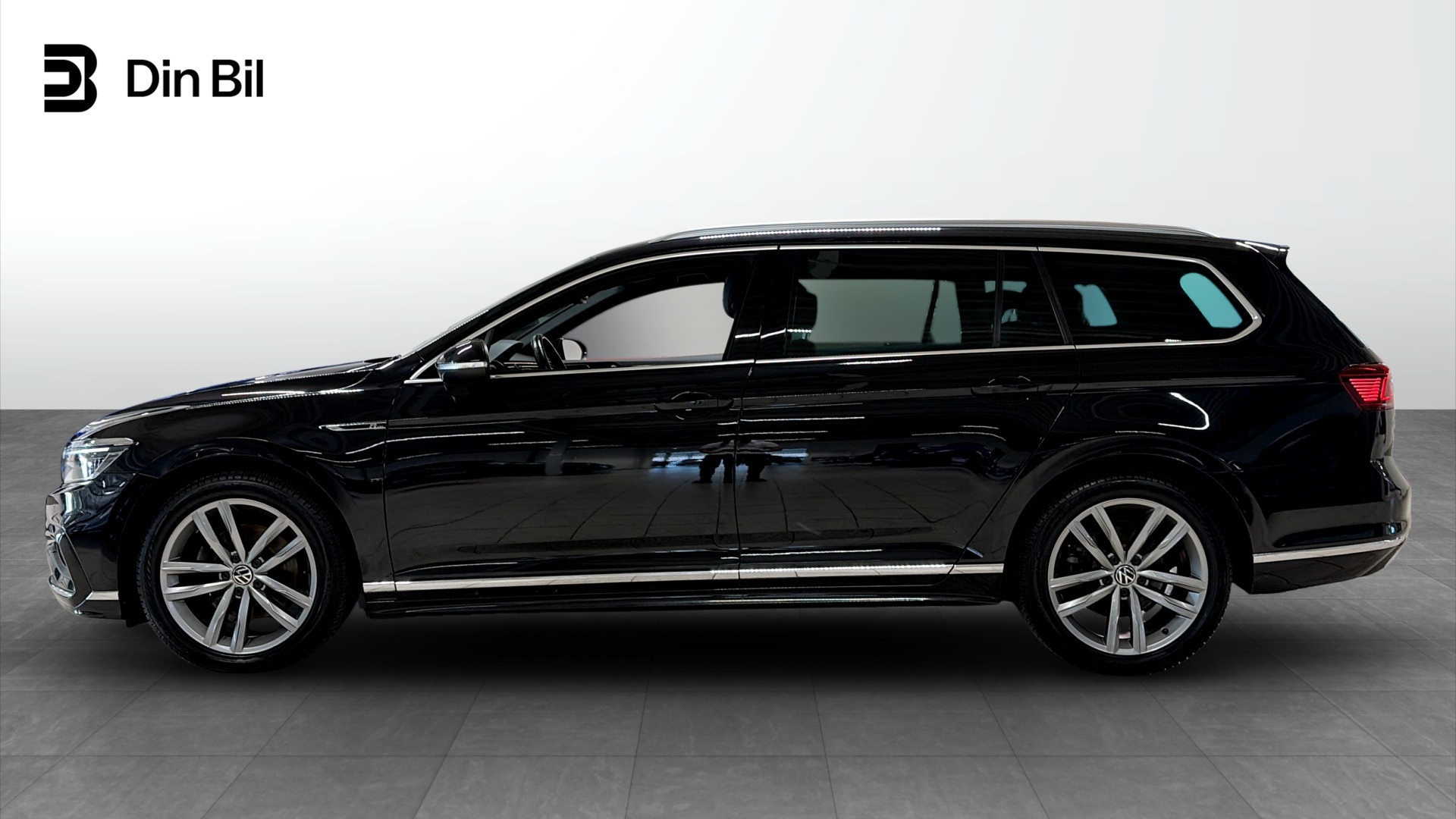 Volkswagen Passat 2021, bild 2/51