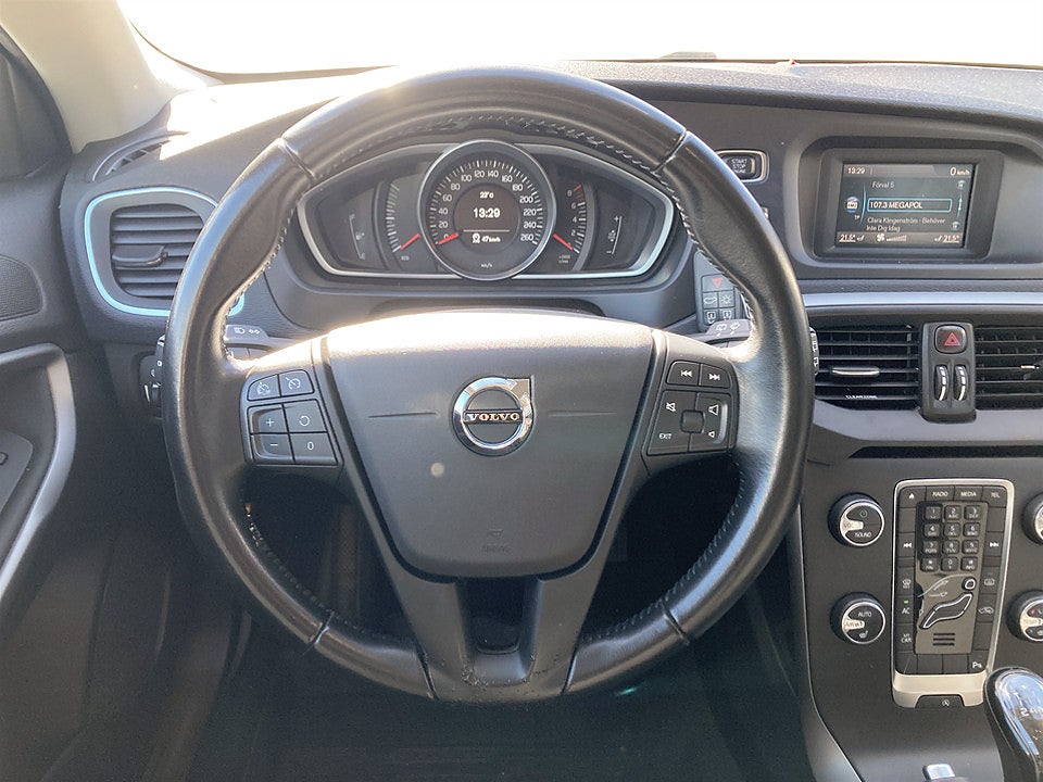 Bild på Volvo V40 Cross Country Business T3 152hk P-SENSORER