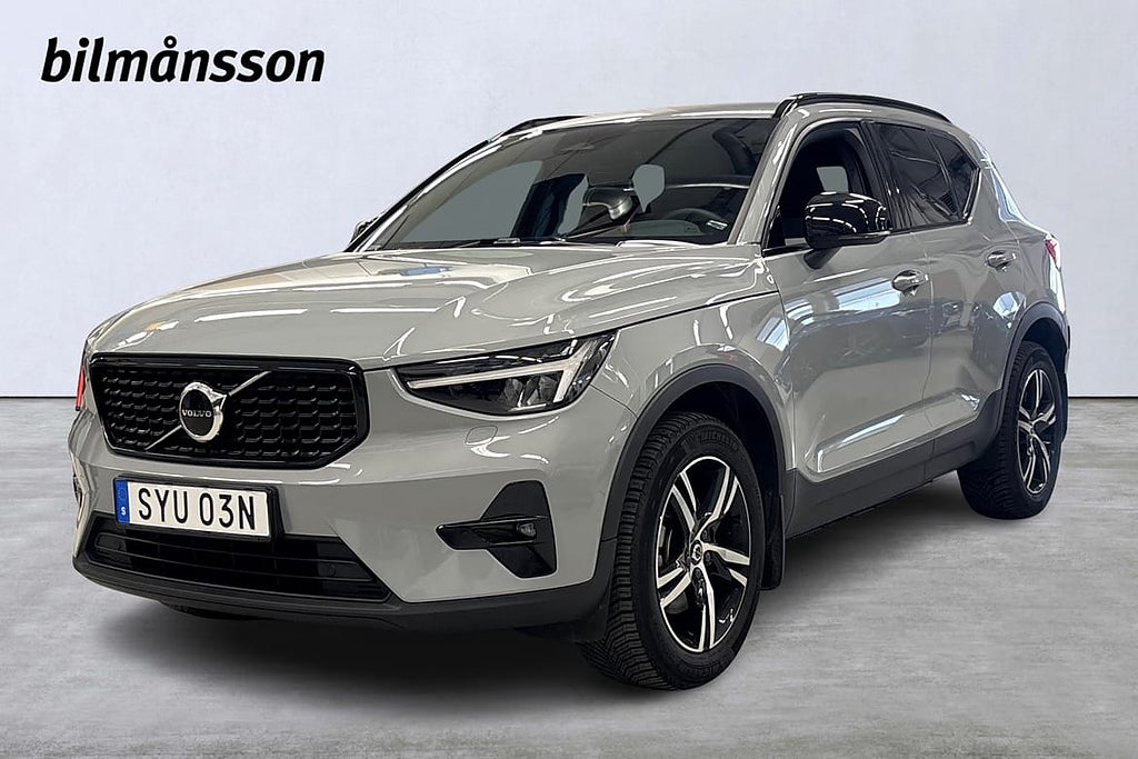 Volvo XC40 B4 FWD Bensin Plus Dark
