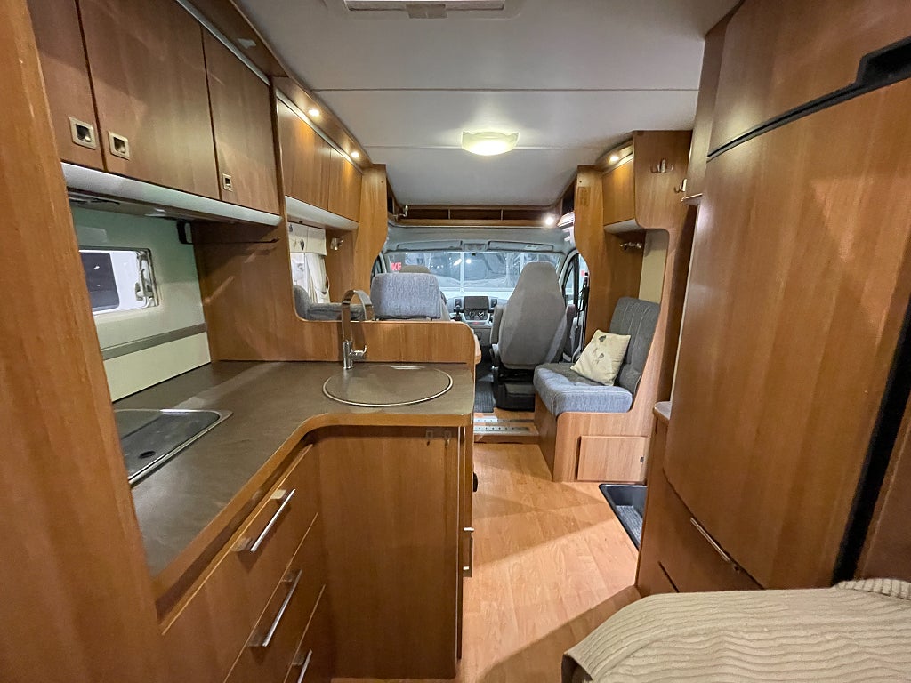 Kabe Travel Master 740 LTD / Köp nu – hämta till våren! - Kabe