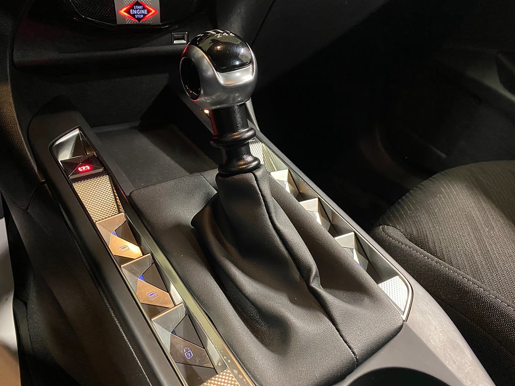 Bild på DS 3 Prestige Crossback 1.2 PT 100hk - CARPLAY