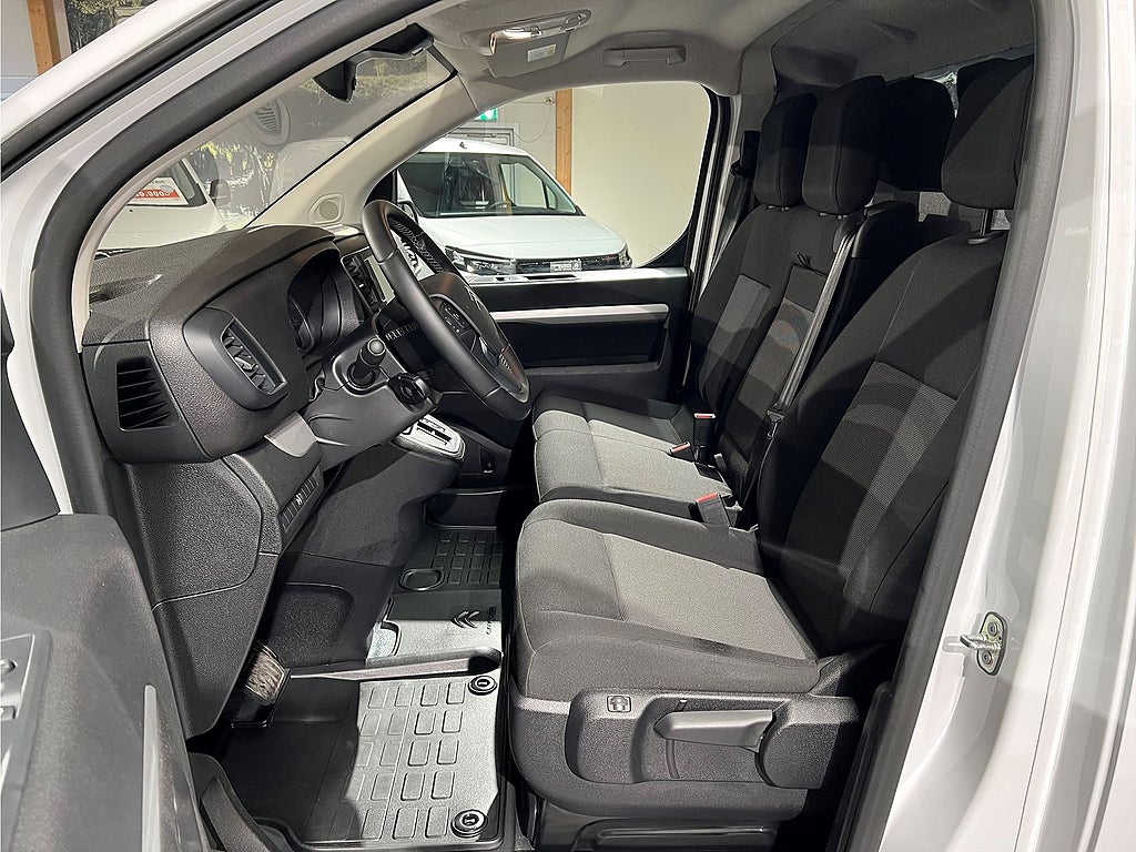 Bild på Citroën e-Jumpy Business Premium 75kWh 136hk Aut L2 - KEYLESS,NAV,DRAG