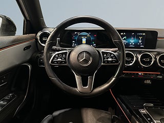 Mercedes-Benz A 200 7G-DCT Progressive Line Skinn Kamera GPS S/V-hjul – bild 9