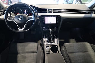 Kombi Volkswagen Passat 15 av 28