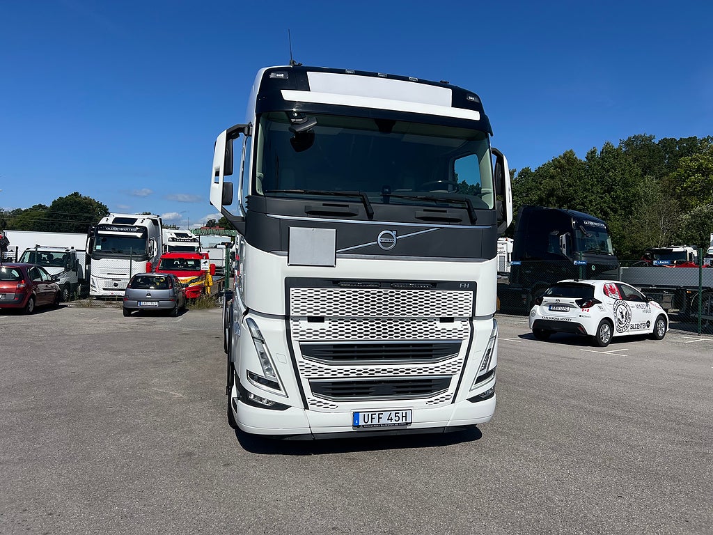Volvo FH13 540 6x2 Containerede / Lösflaksbil, I-See