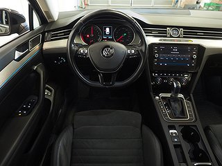 Kombi Volkswagen Passat 17 av 21