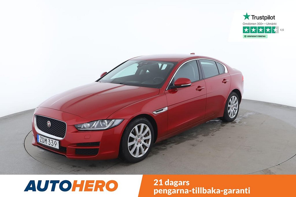 Jaguar XE 20d / RWD, Motorvärmare, Lane-assist, PDC bak, 180...