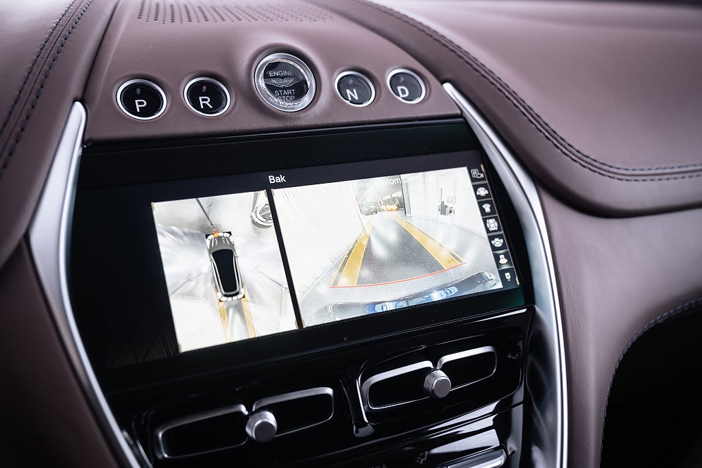 Gallery image 13 of 19