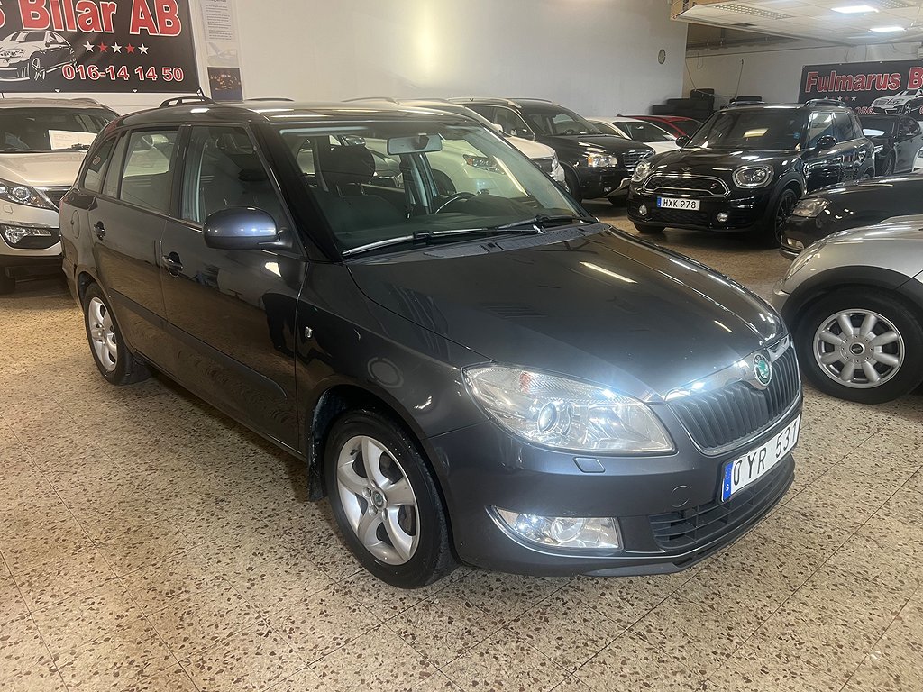 Skoda Fabia 1.2 Elegance En Ägare Ny Servad & Ny Besiktigad 