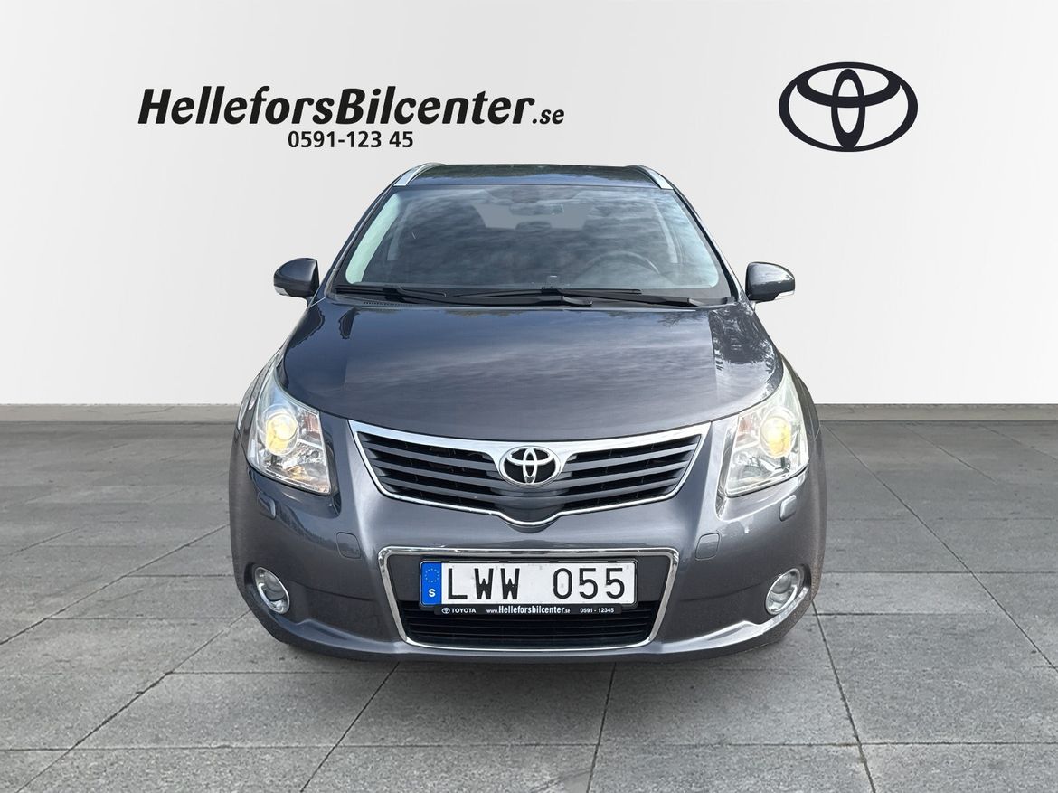 Toyota Avensis 2011, bild 5/10