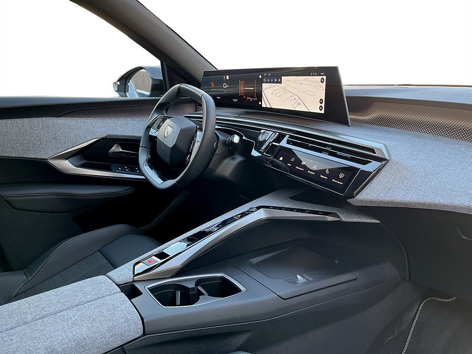 Bild på Peugeot 5008 GT Hybrid 145hk Aut 7-SITS BACKAMERA CARPLAY