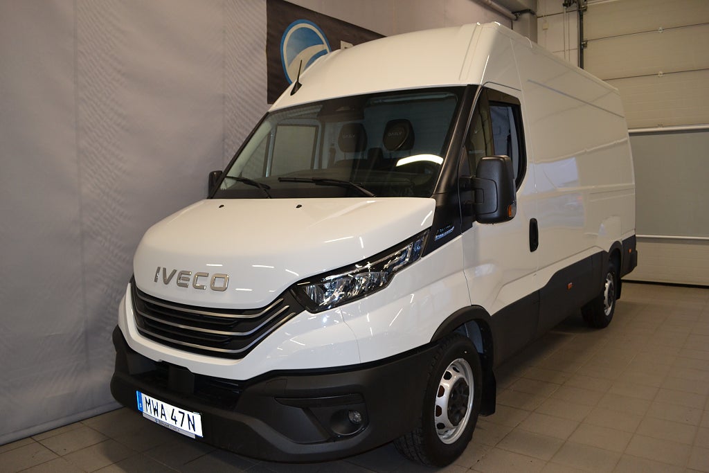 Iveco Daily FastLane 35S 136hk Aut Värmare 12m3 OMG Leverans