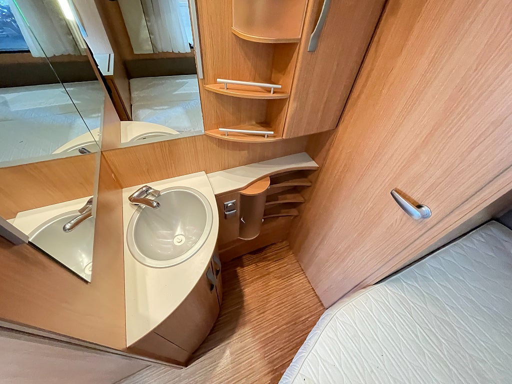 Adria Adora 512 UP /ALDE / Tält / 1199kr/mån / 1290kg /  - Adria