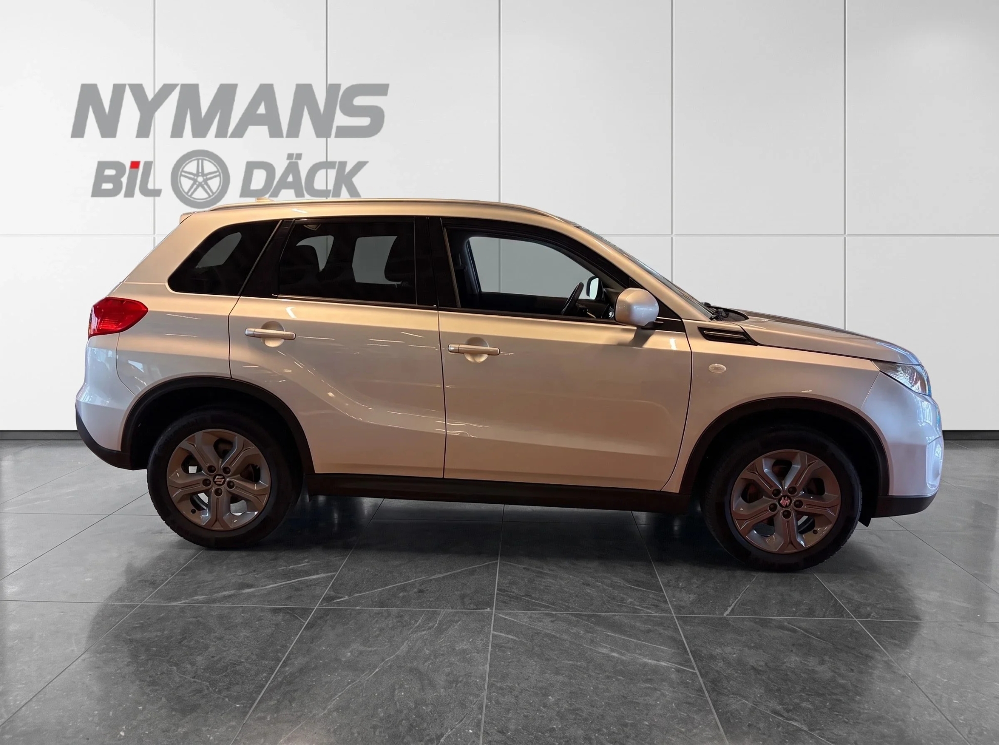 Suzuki Vitara 2016, bild 6/10
