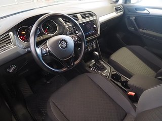 SUV Volkswagen Tiguan 15 av 27