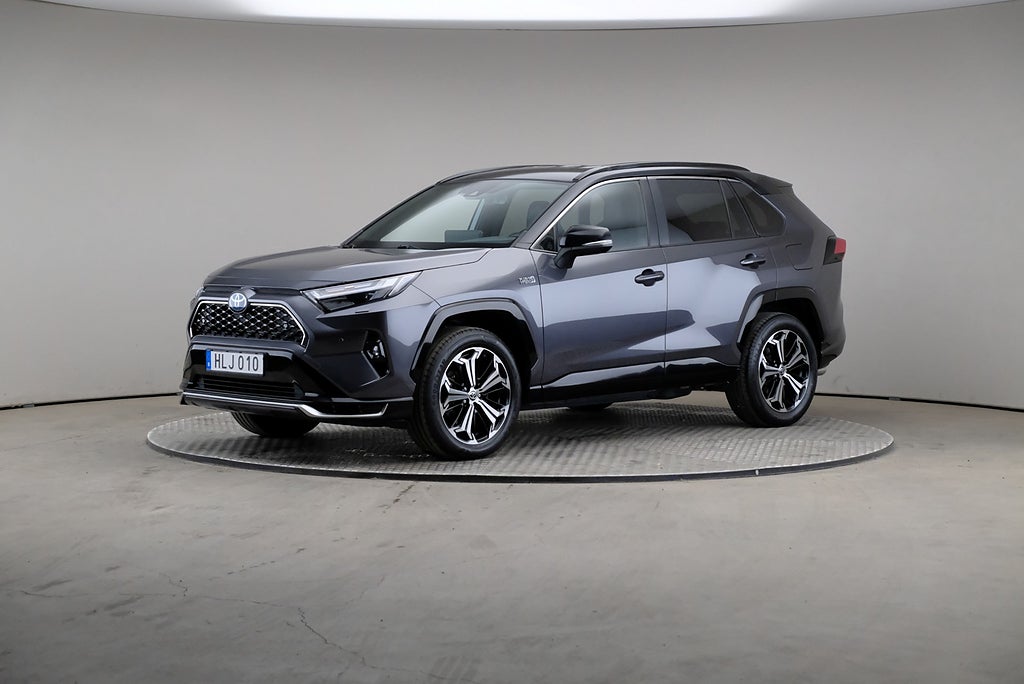 Toyota RAV4 Plug-in Hybrid 306hk Style Drag Läder