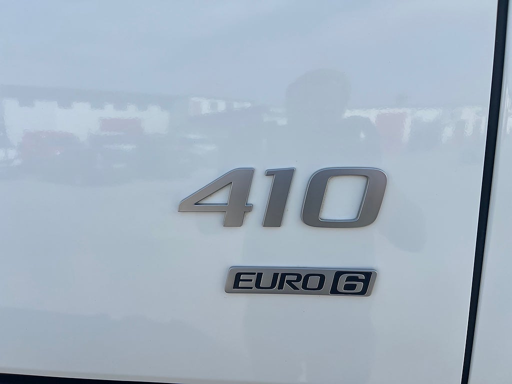 Volvo FM13 410 6x2 Skåpbil, *17 400 Mil*, Euro 6