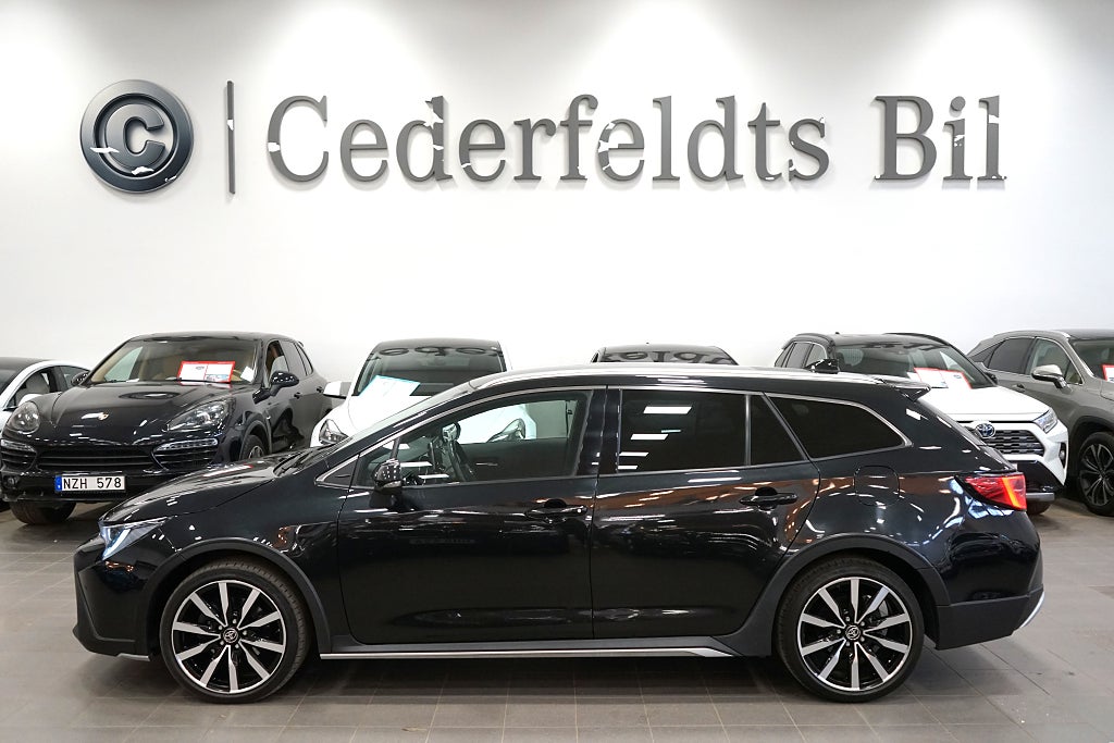 Toyota Corolla TREK Hybrid Special Editon Executive & Teknikpaket MOMS