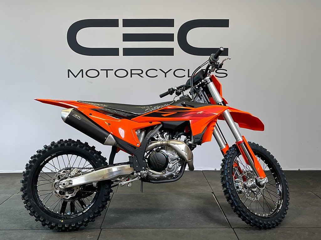 KTM 450 SX-F *Finns i butik* 