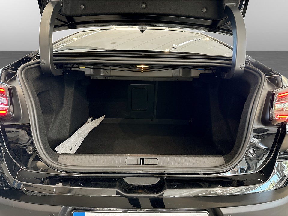 Bild på Citroën C4-X Shine 1.2 PT 131hk Aut B-KAMERA CARPLAY