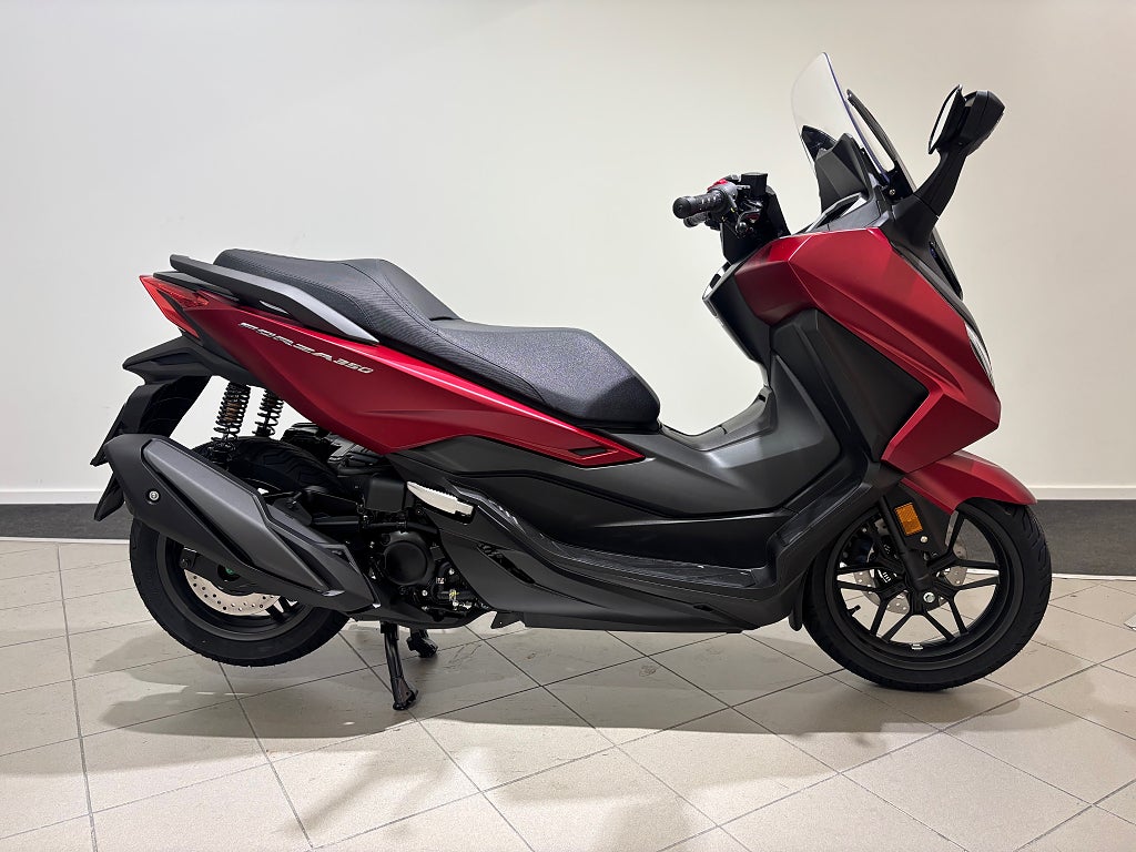 Honda FORZA 350 5 Års garanti
