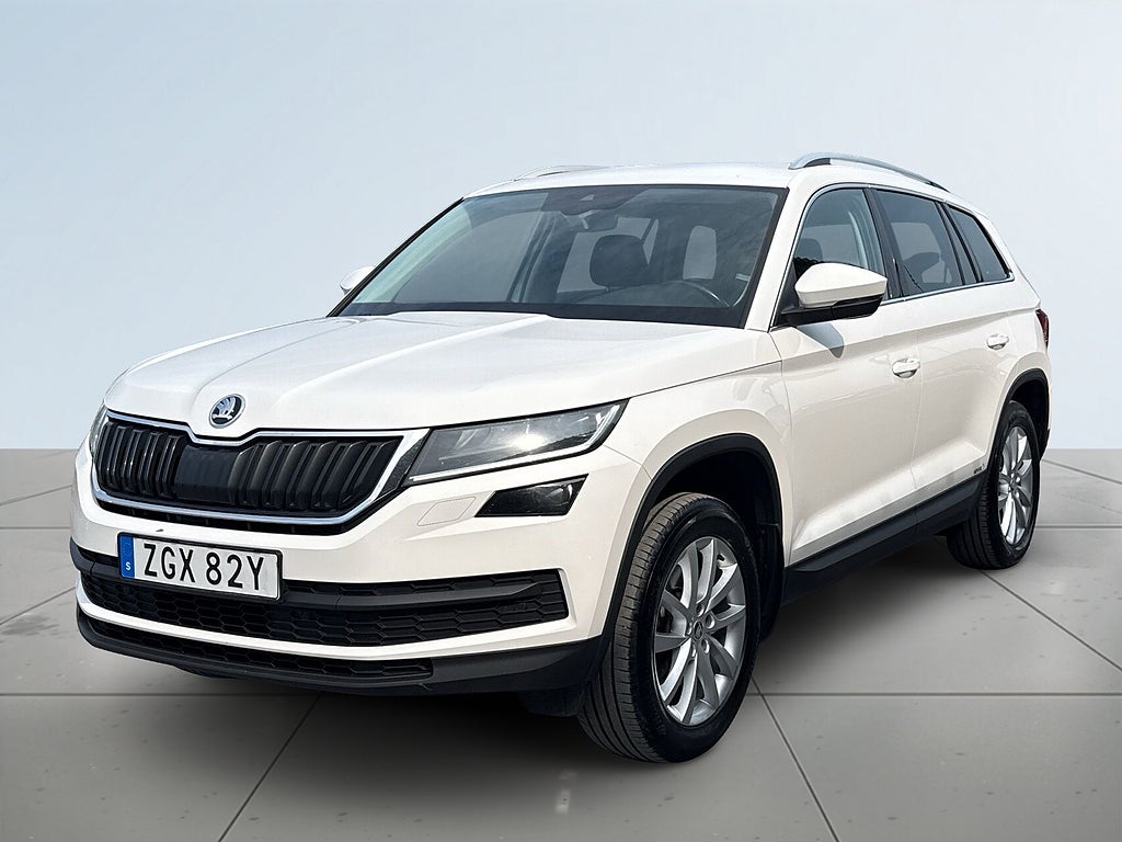 Skoda Kodiaq 2.0 TSI 4x4  Drag/Kamera/D-Värm/CANTON/Skinn/S&V-Däck
