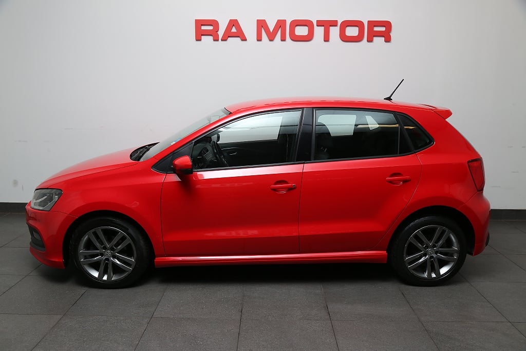 Volkswagen Polo 1,2 TSI 90hk R-Line 5D Motorvärmare 2017