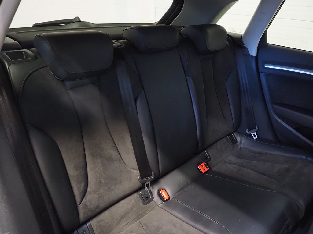 Audi A3 SB 2.0 TDI 150hk S Tronic S-Line M-Värm Navi Alcantara 2015