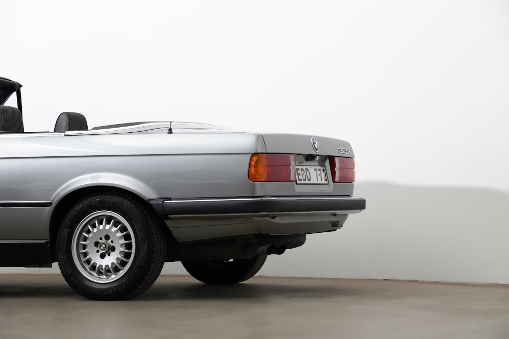 BMW 325 i e30 Cab manuell 1987, kuva 6/59