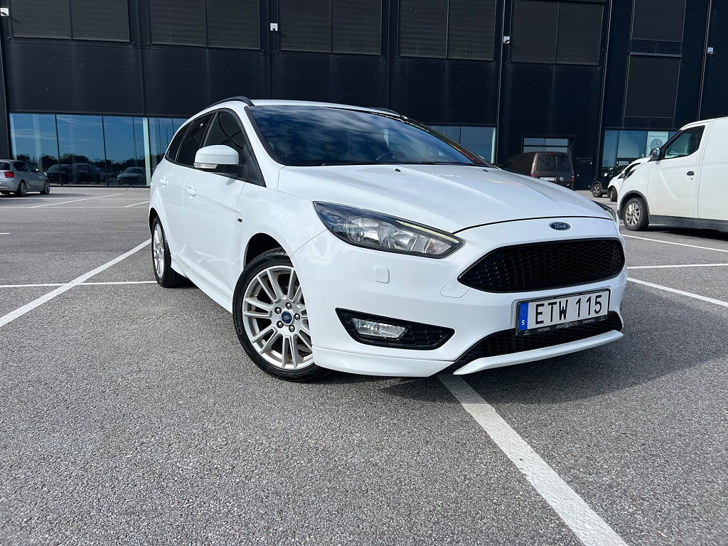 Ford Focus Kombi 1.0 EcoBoost SelectShift ST-Line Euro 6