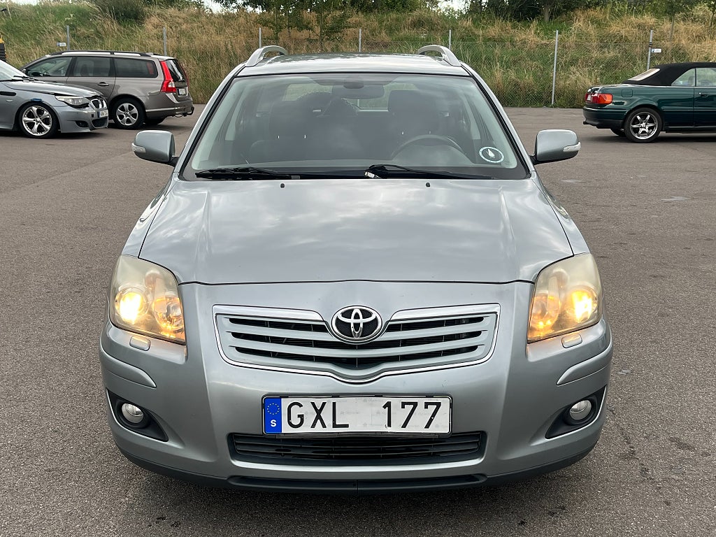 Toyota Avensis Kombi 2.0 D-4 VVT-i Bes,  Kamkedja
