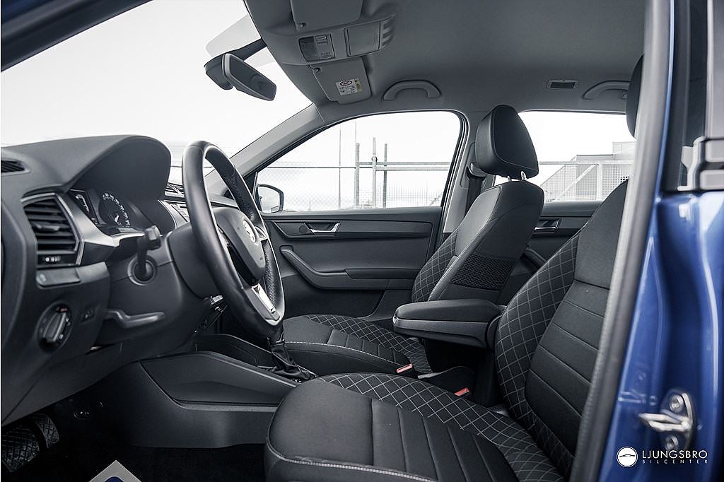 Skoda Fabia 1.2 TSI DSG 110hk / PDC / Lågmilad