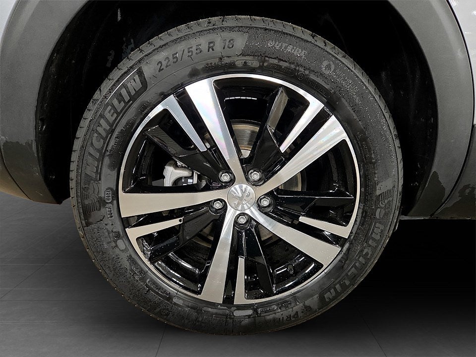 Bild på Peugeot 5008 GT 1.2 PT 130hk Aut - 7-SITS,B-KAMERA,NAV