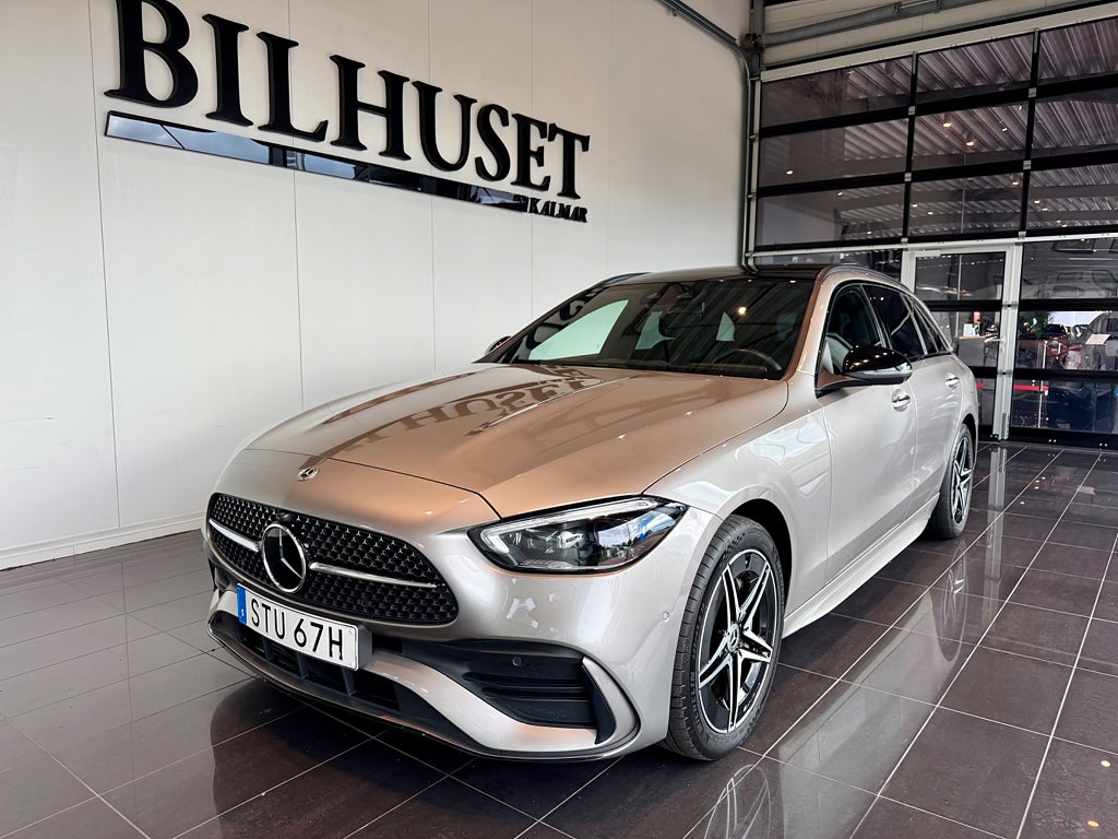 Mercedes-Benz C 300 T e 9G-Tronic AMG Line Panorama Se Spec MOMS