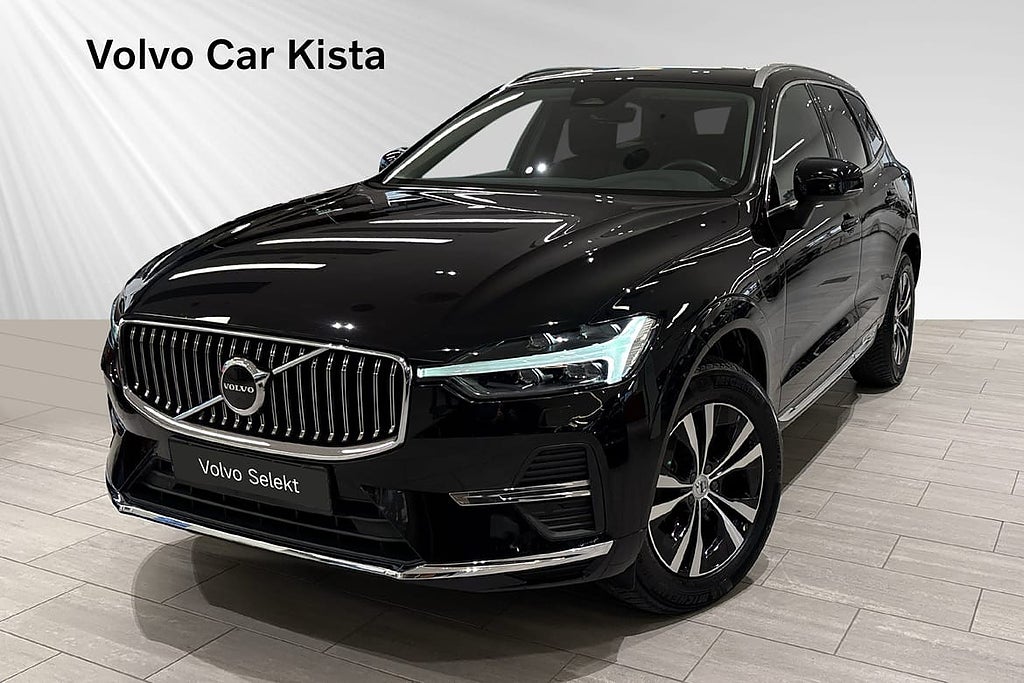 Volvo XC60 Recharge T6 Core Edition DRAG PANO B-KAMERA