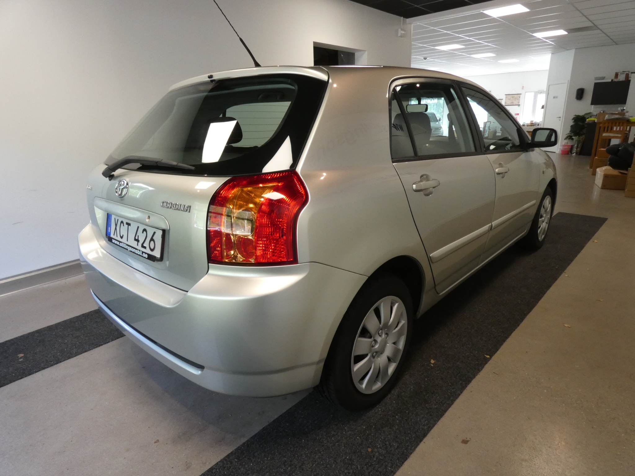 Toyota Corolla 2005, kuva 2/34