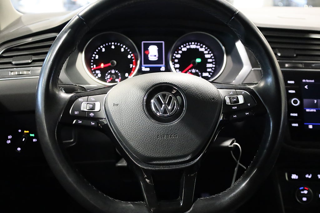 Volkswagen Tiguan Allspace 4M R-line 7-Sits Drag Värmare Massage 2020