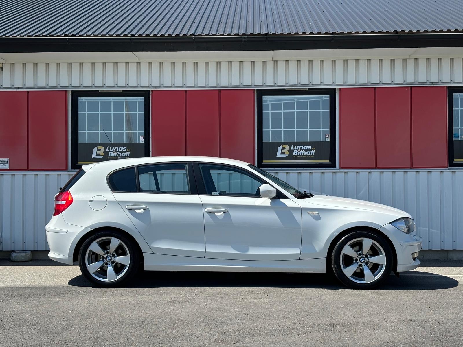 BMW 116 d 5-dörrars Comfort Euro5/Ränta 2011, kuva 6/49