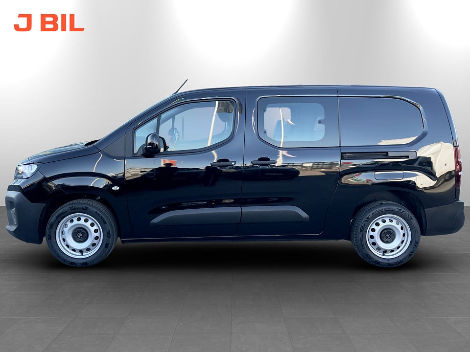 Bild på Citroën Berlingo Crew Cab 130hk Aut - EDITION! SERVICE & V-HJUL INGÅR!