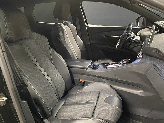 Bild på Peugeot 3008 GT-Line 1.5 BlueHDi 130hk Aut - NYBYTT KAMREM