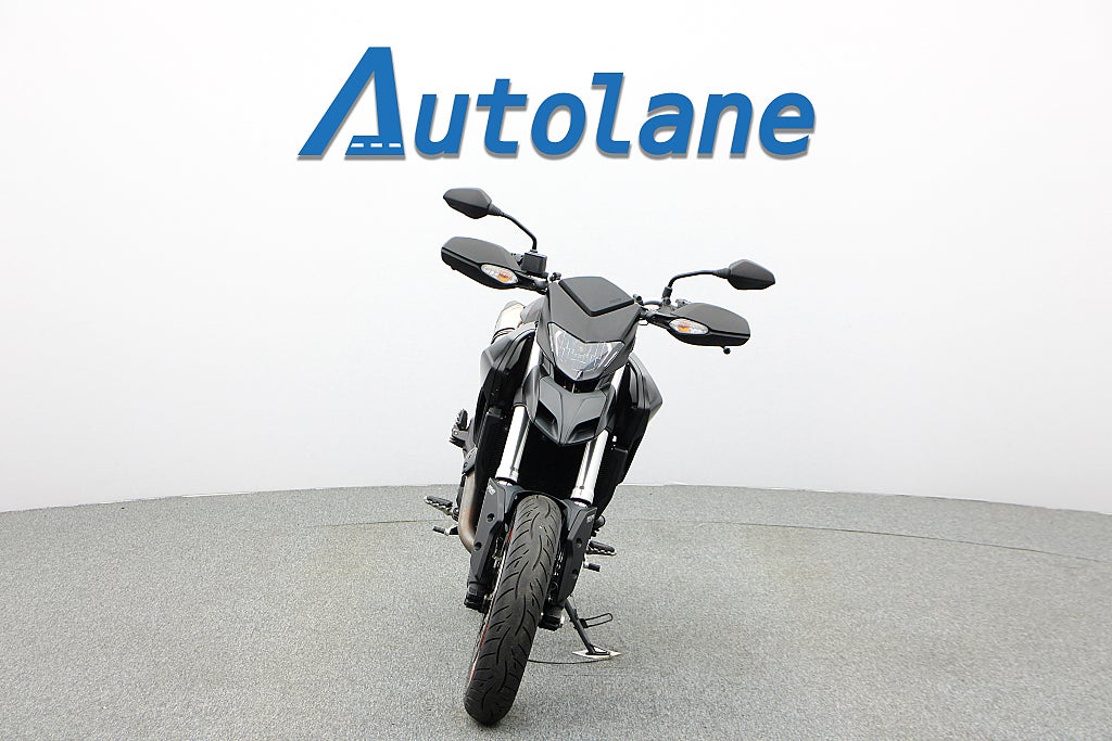 Ducati Hypermotard 821 * Termignoni Performance paket