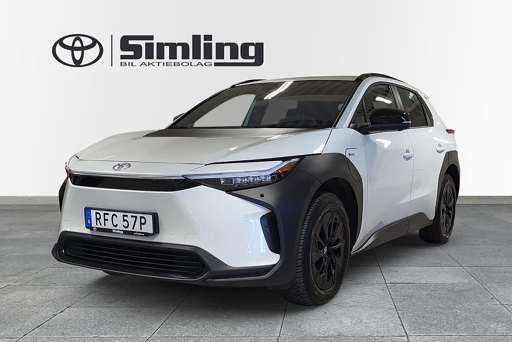 Toyota bZ4X 71.4 kWh AWD Style Edition / Vinterhjul